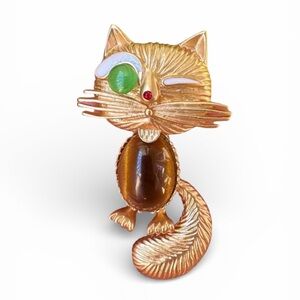 Big Tail Cat Brooch Vintage Style